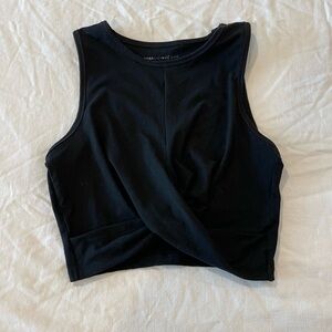 Yogalicious twist crop tank